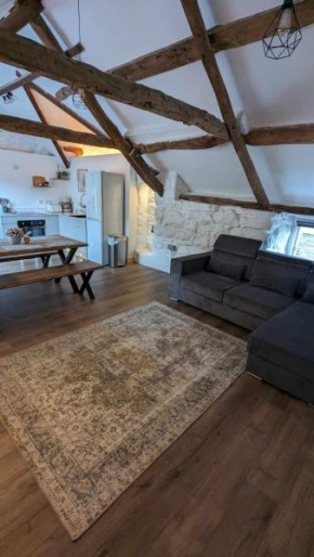 Grade II Lodge House 2 Bedroom